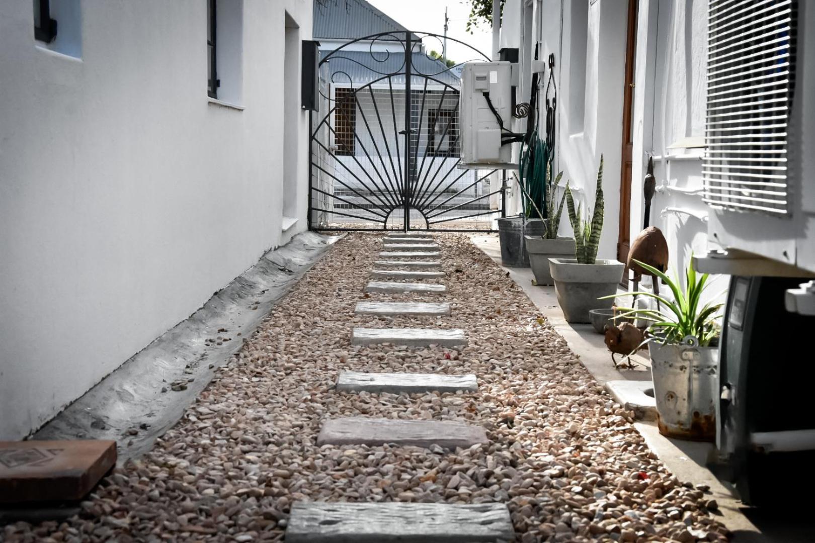 Little Lamb Apartment Beaufort West Exterior photo