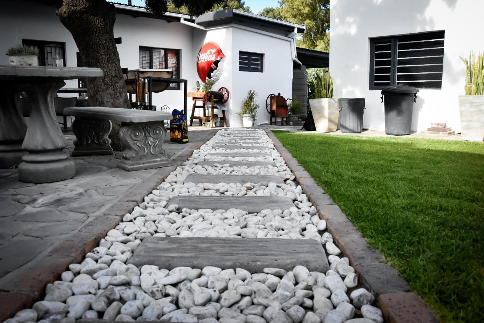 Little Lamb Apartment Beaufort West Exterior photo